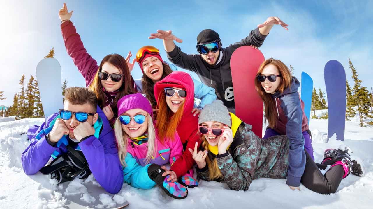 スキー場の住み込みの求人